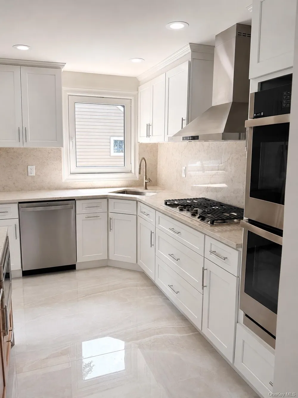 378 Lakeshore Boulevard Massapequa Park, NY 11762