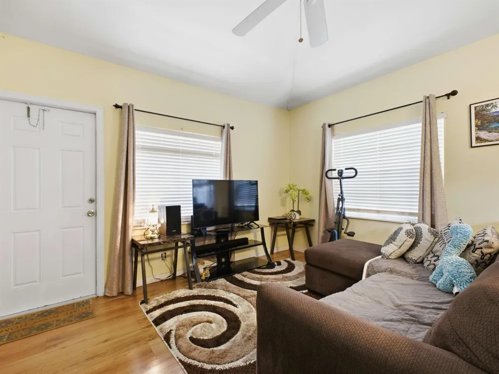 801 HAMPTON ROAD West Palm Beach, FL 33405