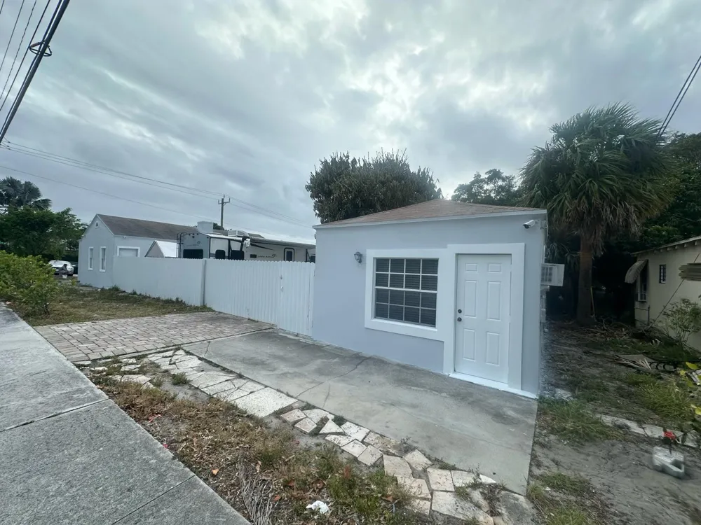 801 HAMPTON ROAD West Palm Beach, FL 33405