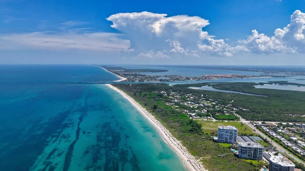 3209 S LAKEVIEW CIRCLE #8105 Hutchinson Island, FL 34949