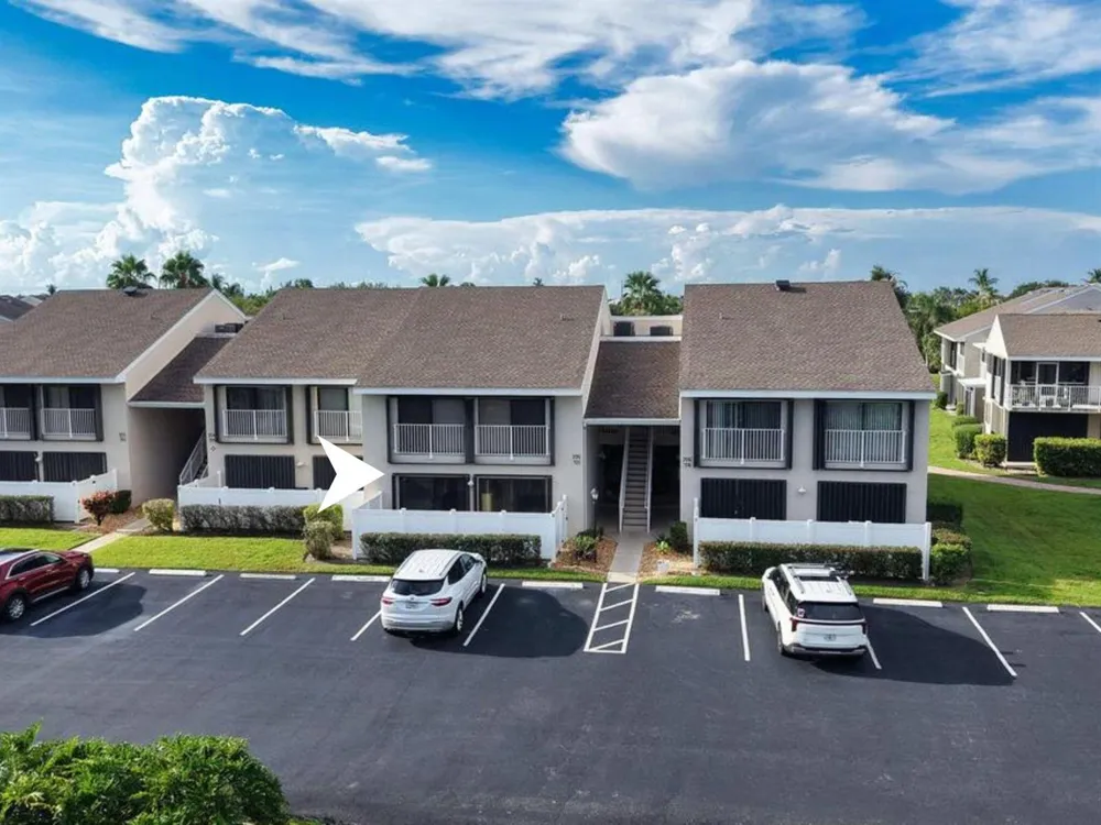 3209 S LAKEVIEW CIRCLE #8105 Hutchinson Island, FL 34949