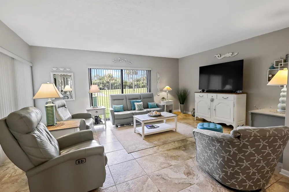 3209 S LAKEVIEW CIRCLE #8105 Hutchinson Island, FL 34949