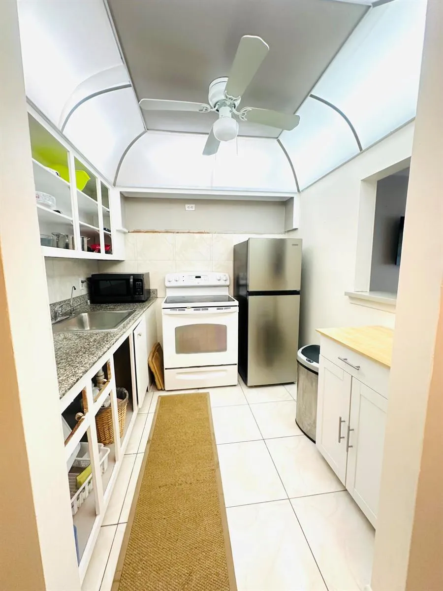 271 FARNHAM L Deerfield Beach, FL 33442
