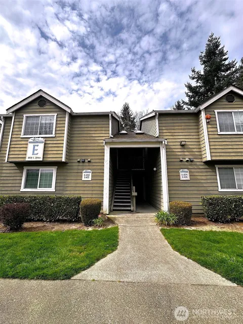 1808 S 284th Lane #E203