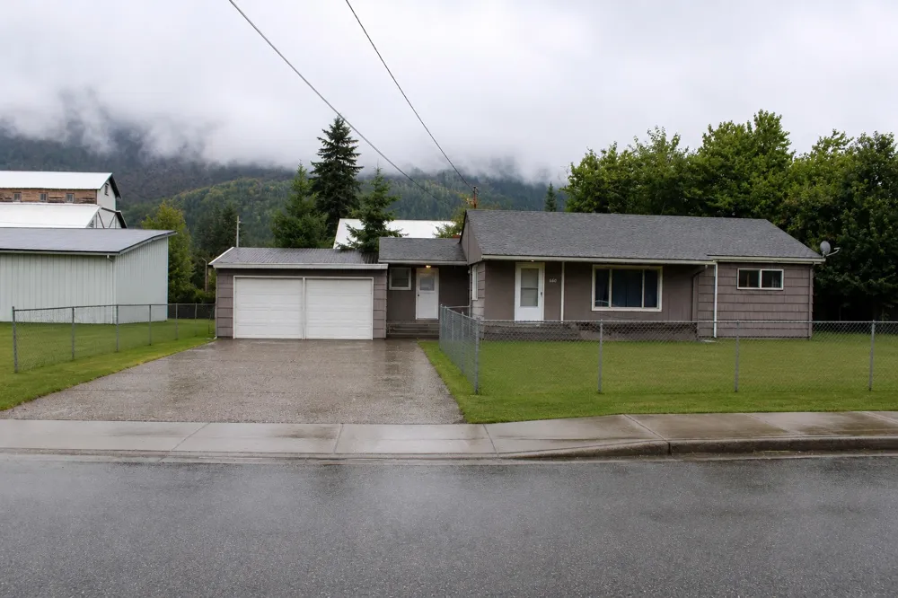 660 Sauk Avenue Darrington, WA 98241