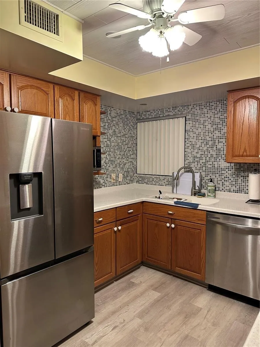 500 OSCEOLA AVENUE #403 Clearwater, FL 33755