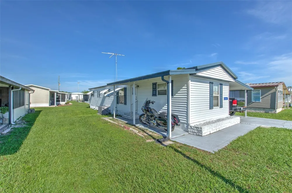 5309 MONTEGO DRIVE Zephyrhills, FL 33541