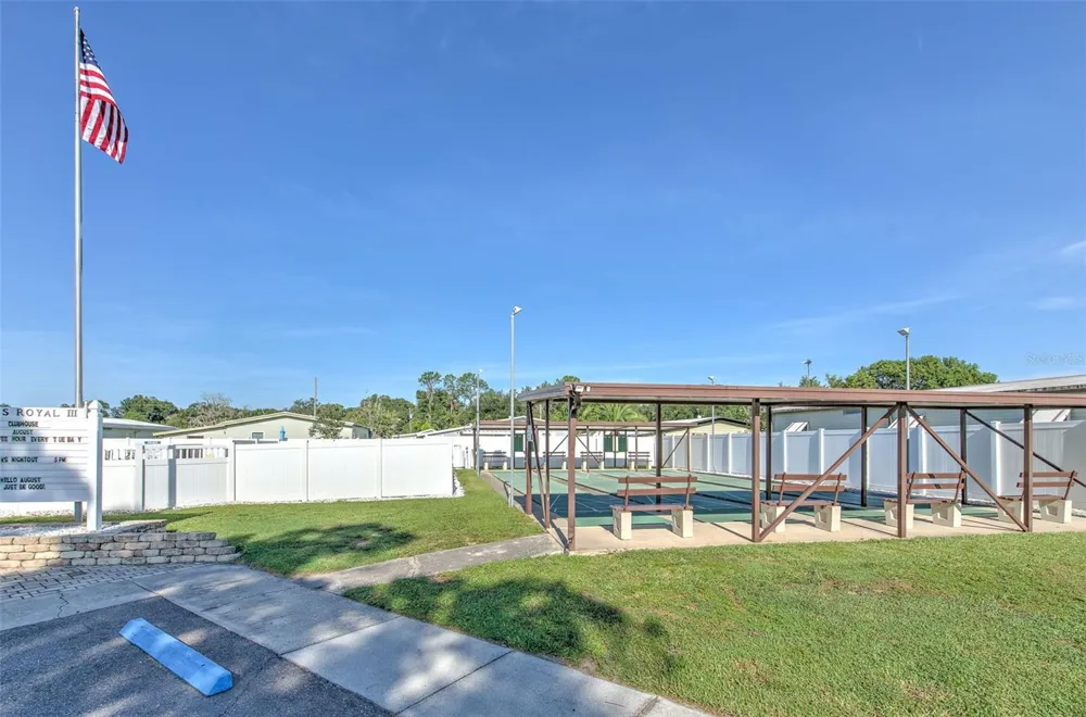 5309 MONTEGO DRIVE Zephyrhills, FL 33541