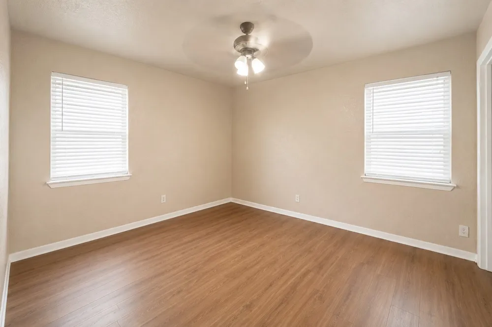 13105 Blossomheath Lane Dallas, TX 75240