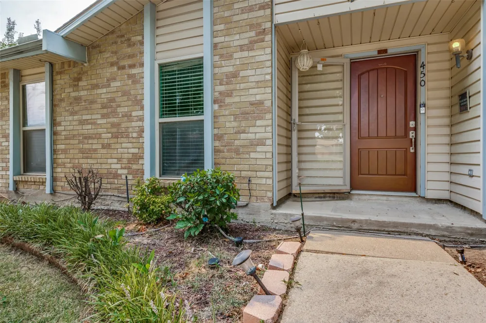 450 Woodhurst Drive Coppell, TX 75019