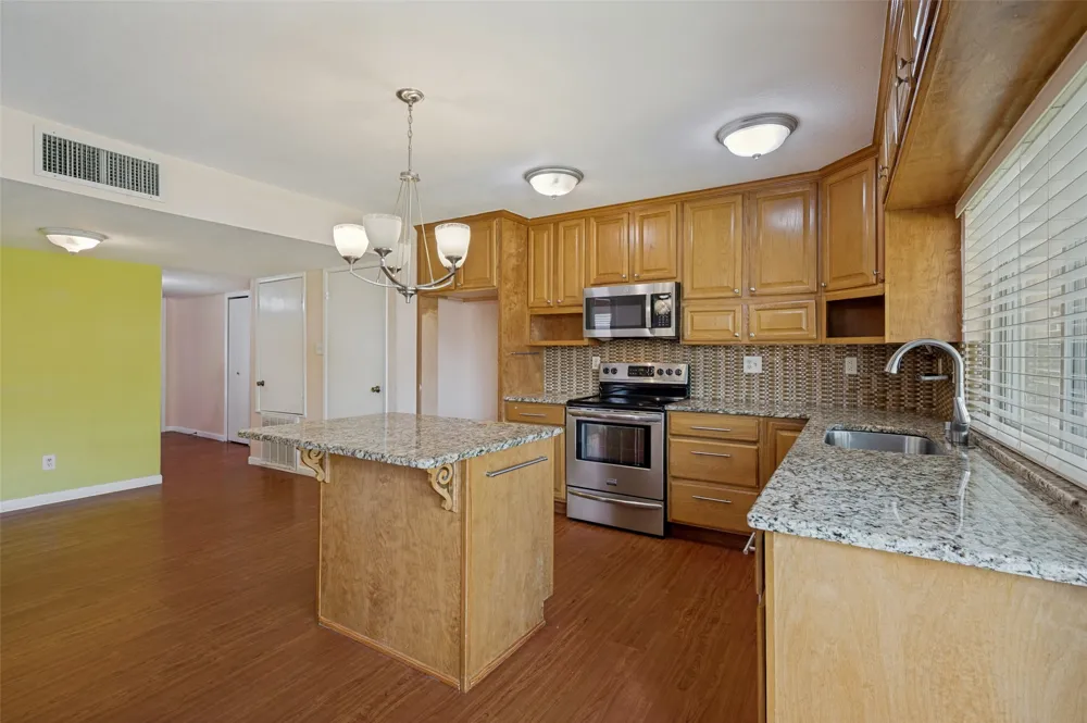 450 Woodhurst Drive Coppell, TX 75019