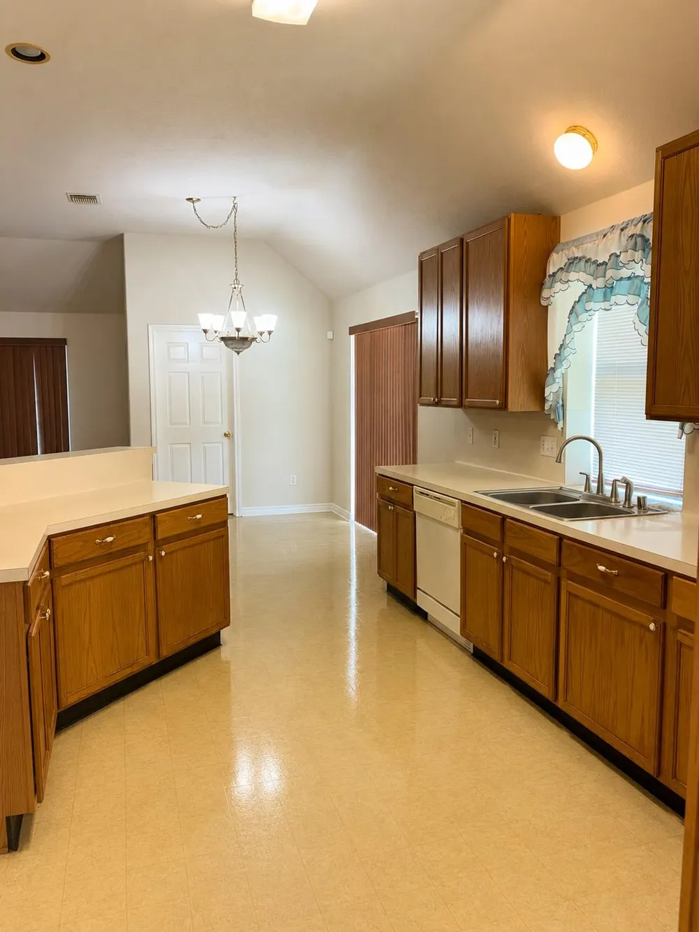 3310 Elmcrest Drive Houston, TX 77088