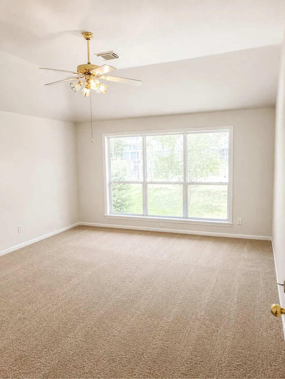3310 Elmcrest Drive Houston, TX 77088