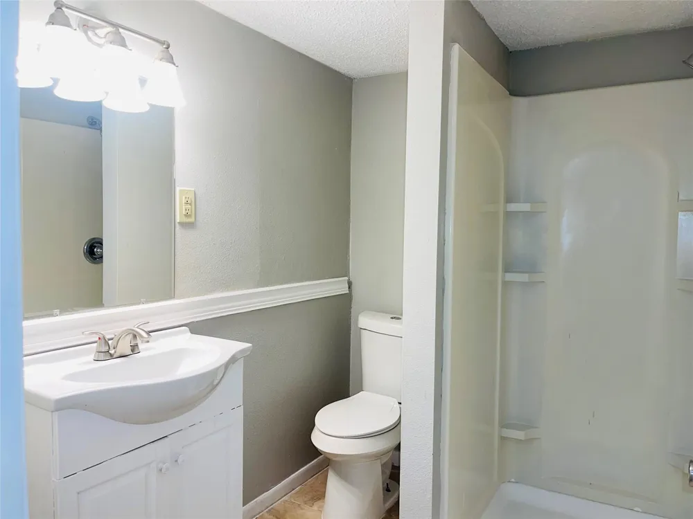 166 Sycamore Street Richwood, TX 77531