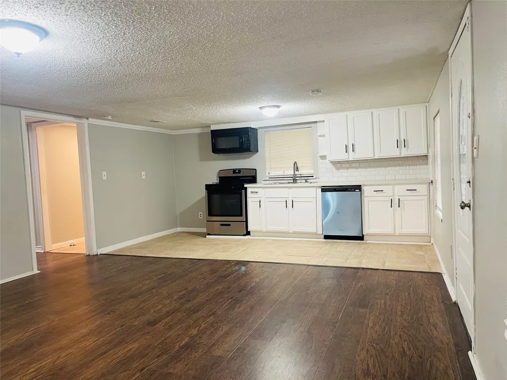 166 Sycamore Street Richwood, TX 77531