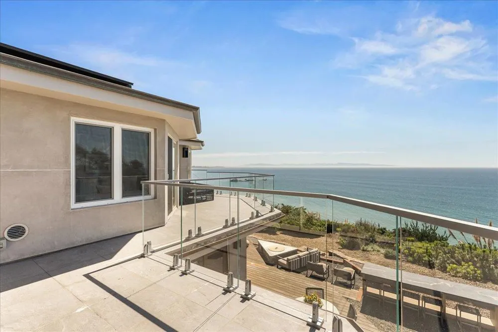 102 Long Leaf Lane Aptos, CA 95003