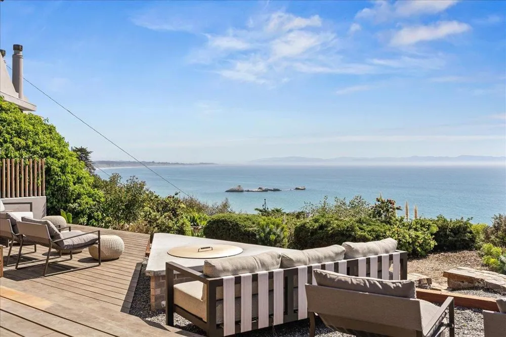 102 Long Leaf Lane Aptos, CA 95003