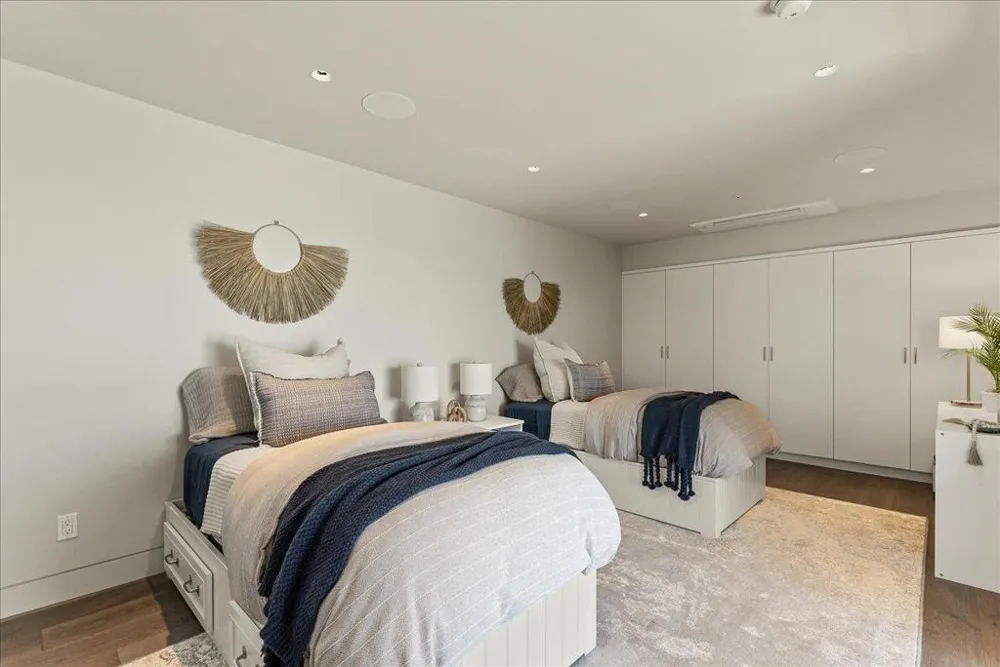 102 Long Leaf Lane Aptos, CA 95003