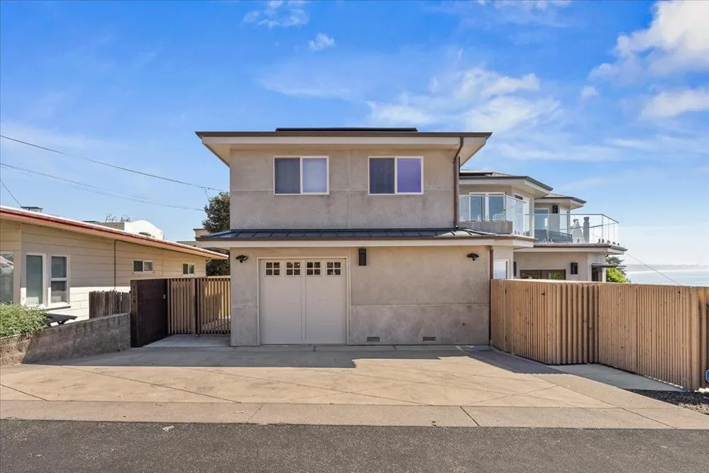 102 Long Leaf Lane Aptos, CA 95003