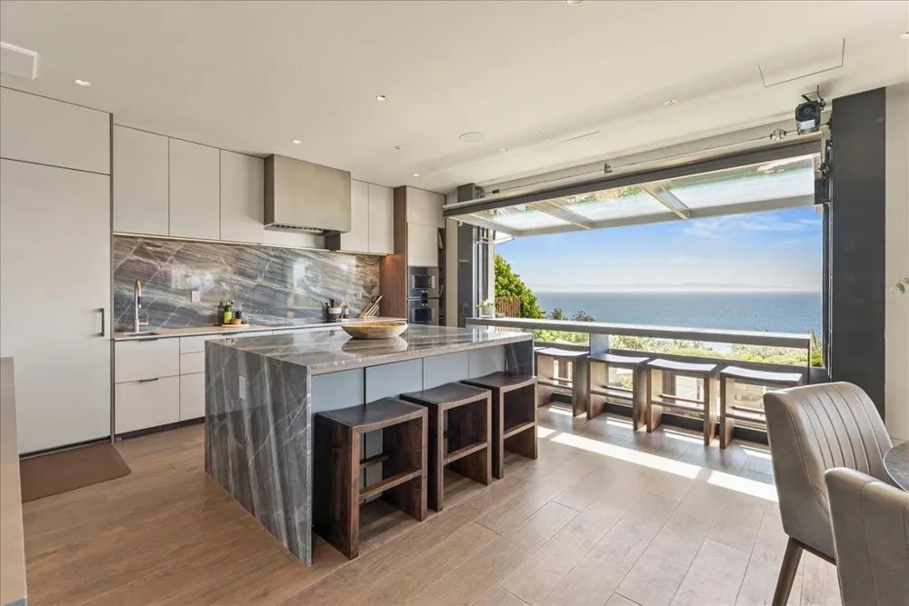 102 Long Leaf Lane Aptos, CA 95003