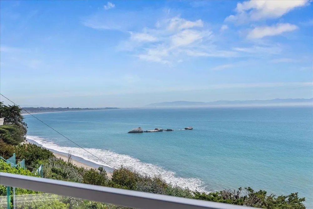 102 Long Leaf Lane Aptos, CA 95003