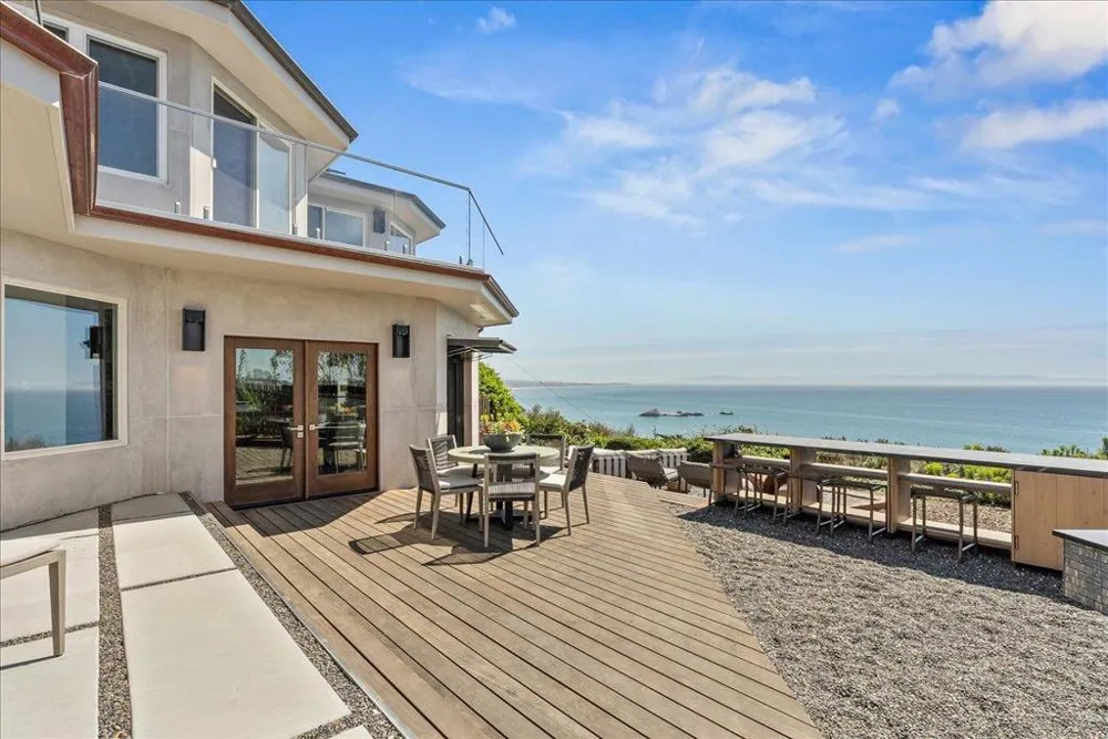 102 Long Leaf Lane Aptos, CA 95003