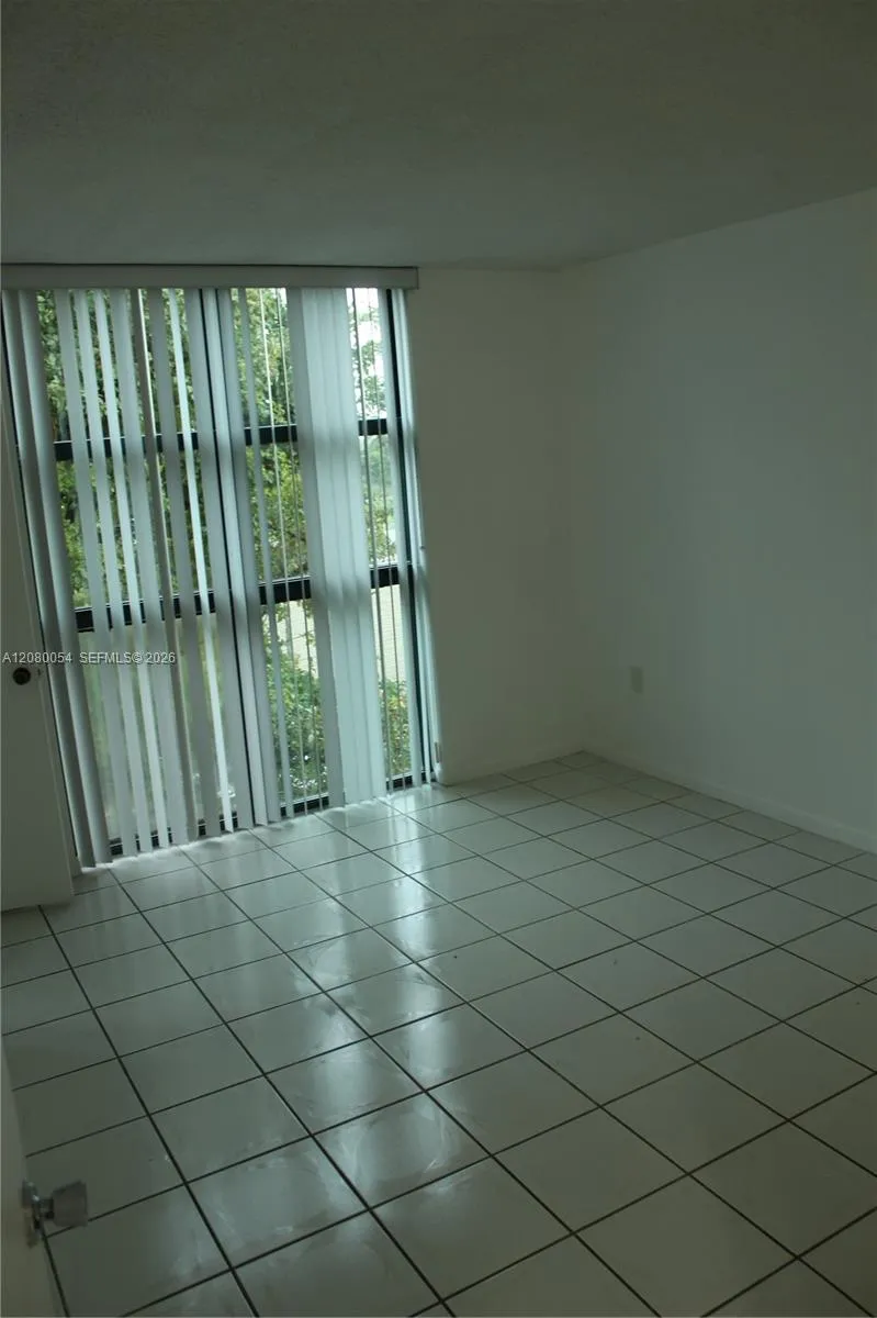 11750 SW 18th St #502-1 Miami, FL 33175