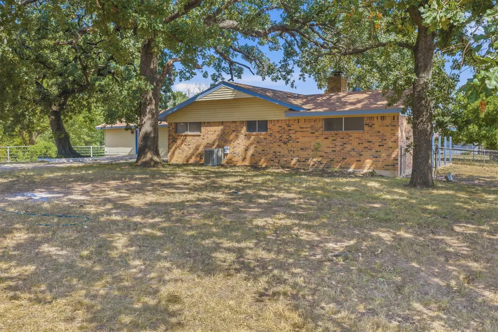 12438 Campbell Road Marietta, OK 73448