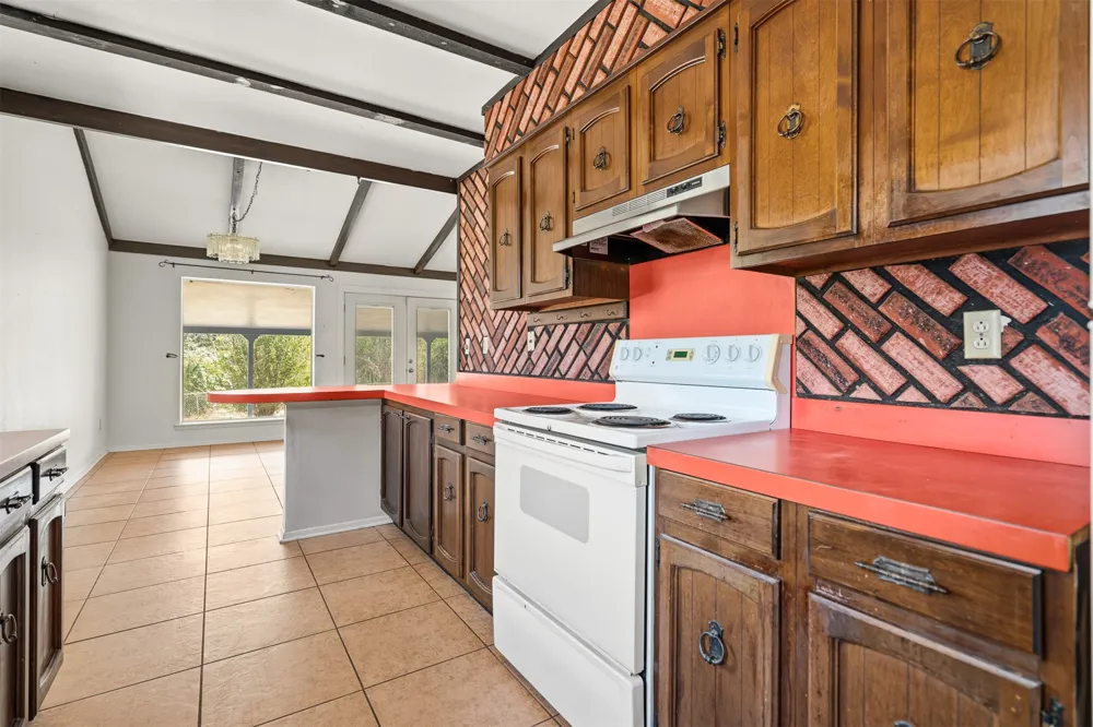 12438 Campbell Road Marietta, OK 73448
