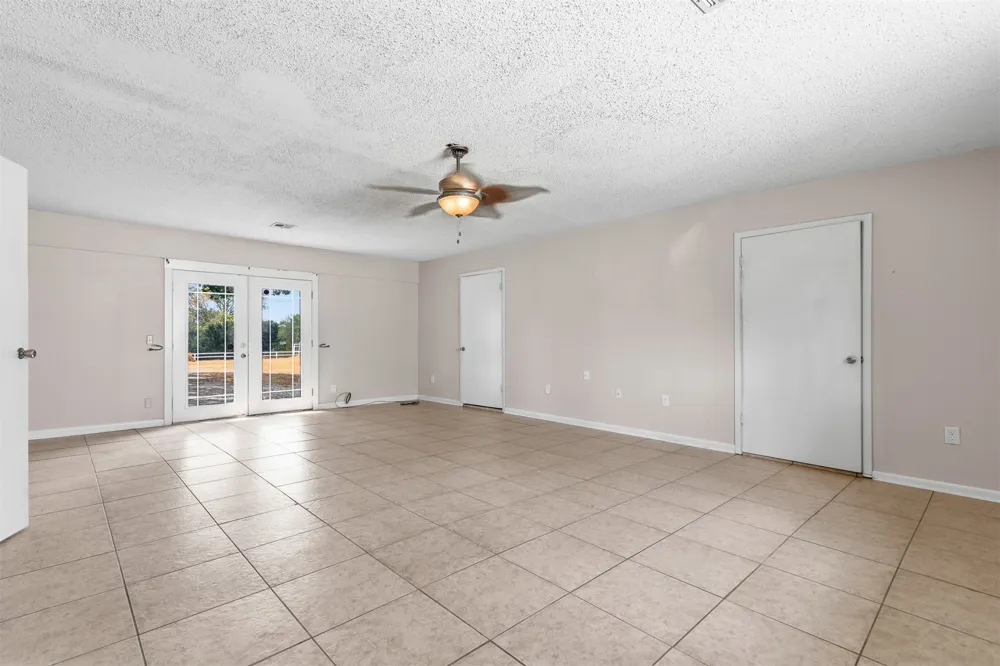 12438 Campbell Road Marietta, OK 73448