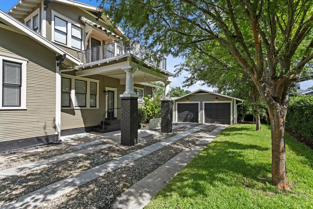 705 W WEST STREET Tampa, FL 33602