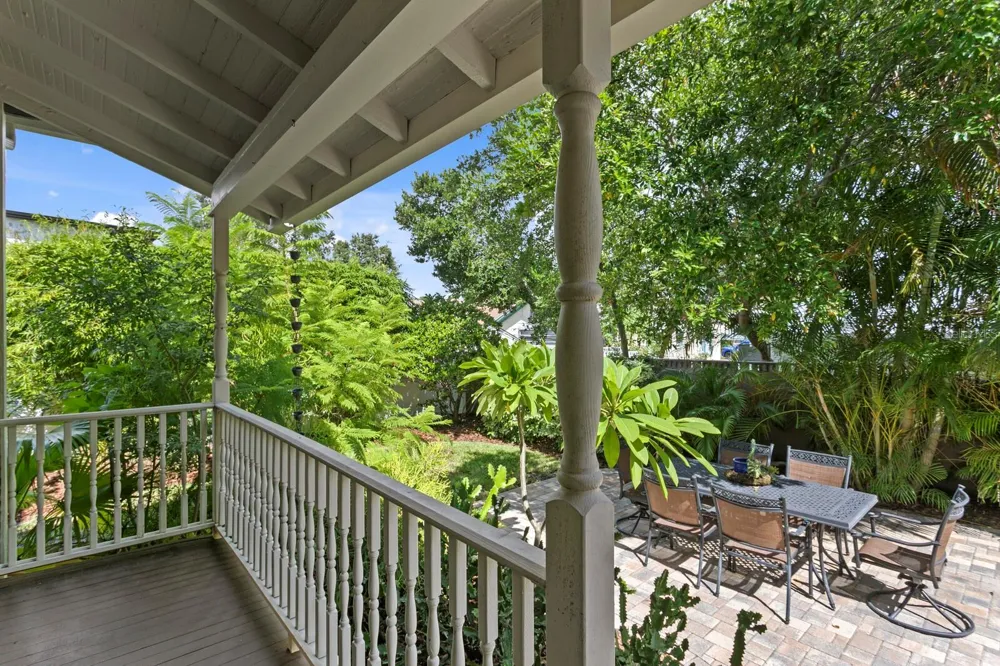 705 W WEST STREET Tampa, FL 33602