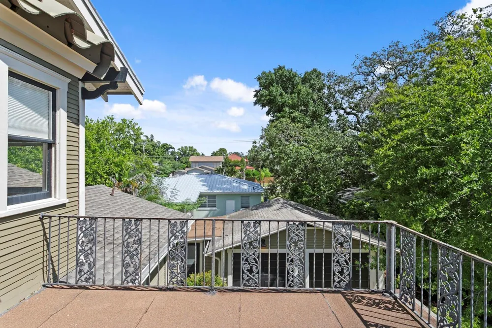 705 W WEST STREET Tampa, FL 33602