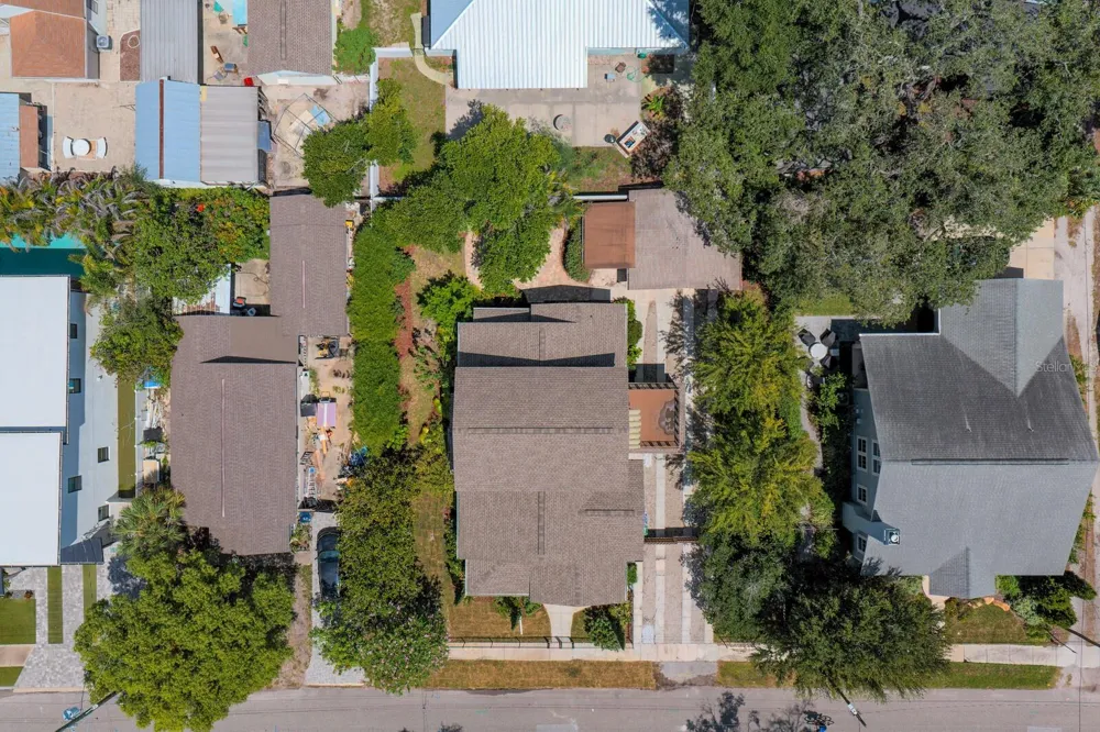 705 W WEST STREET Tampa, FL 33602