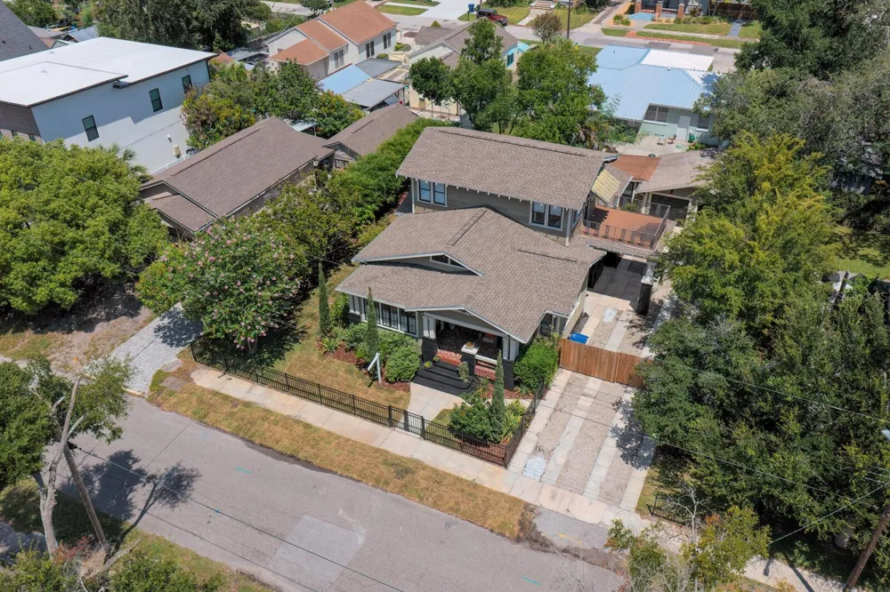 705 W WEST STREET Tampa, FL 33602