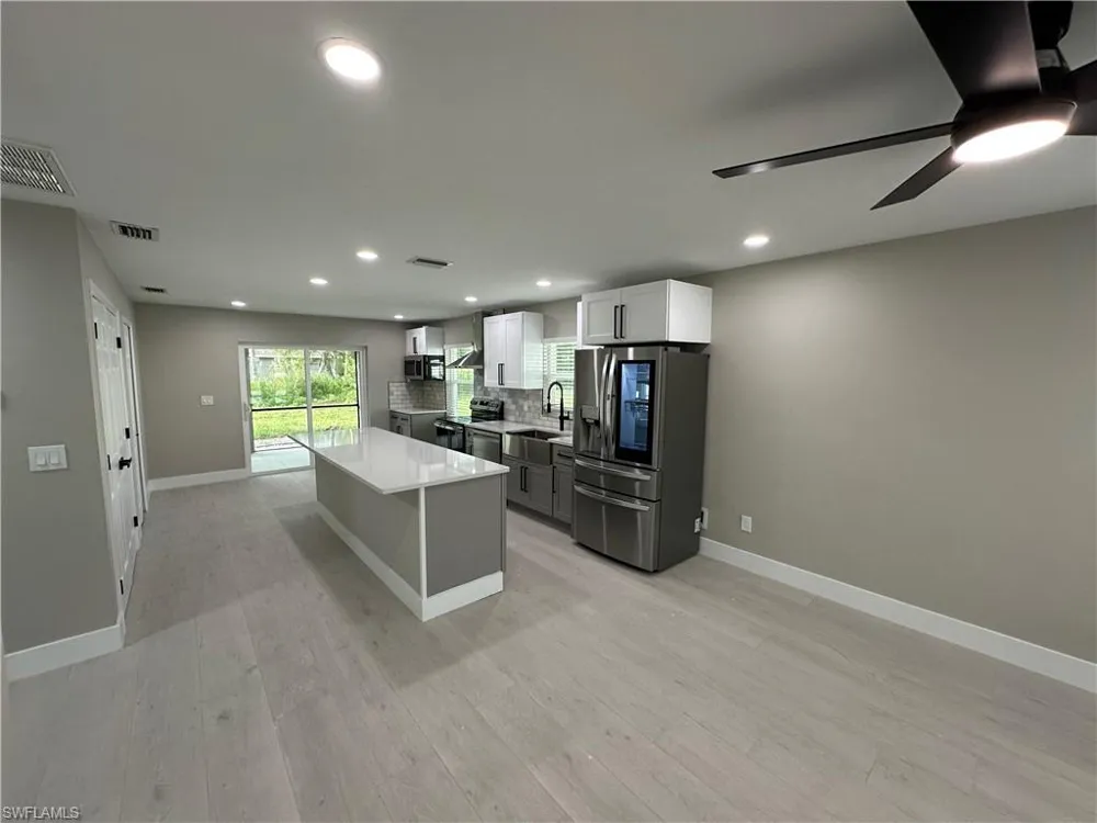 9155 Seville Road Fort Myers, FL 33967