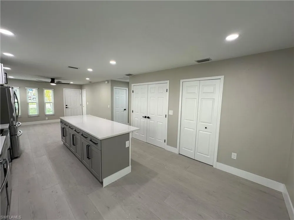 9155 Seville Road Fort Myers, FL 33967