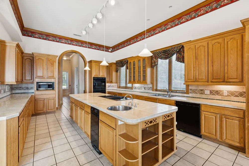 9888 Boat Club Road Fort Worth, TX 76179
