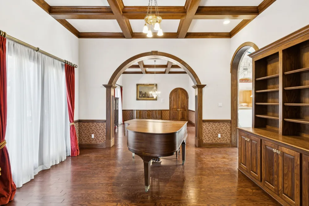 9888 Boat Club Road Fort Worth, TX 76179