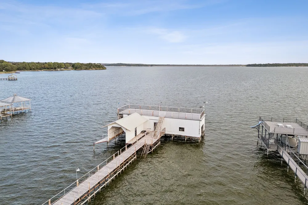 9888 Boat Club Road Fort Worth, TX 76179