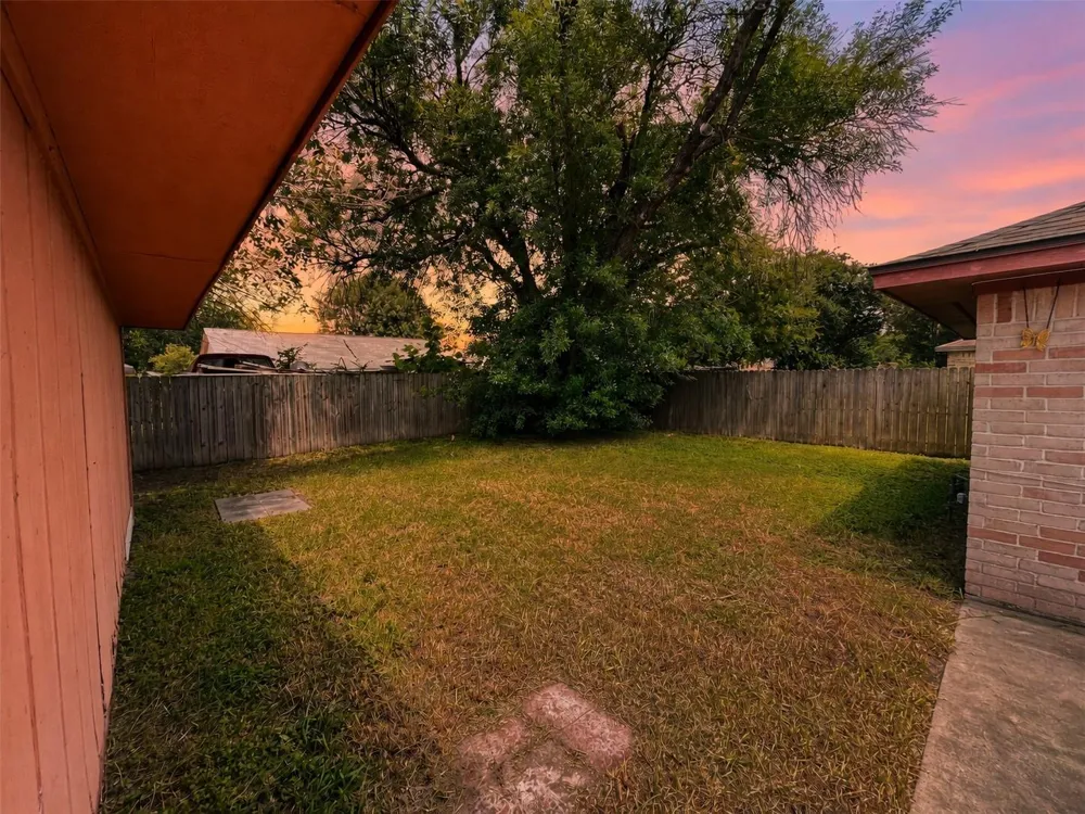 6902 Feather Creek Drive Houston, TX 77086