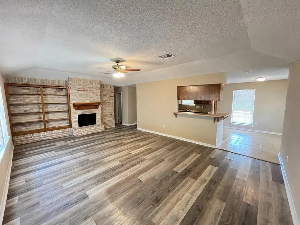 6902 Feather Creek Drive Houston, TX 77086