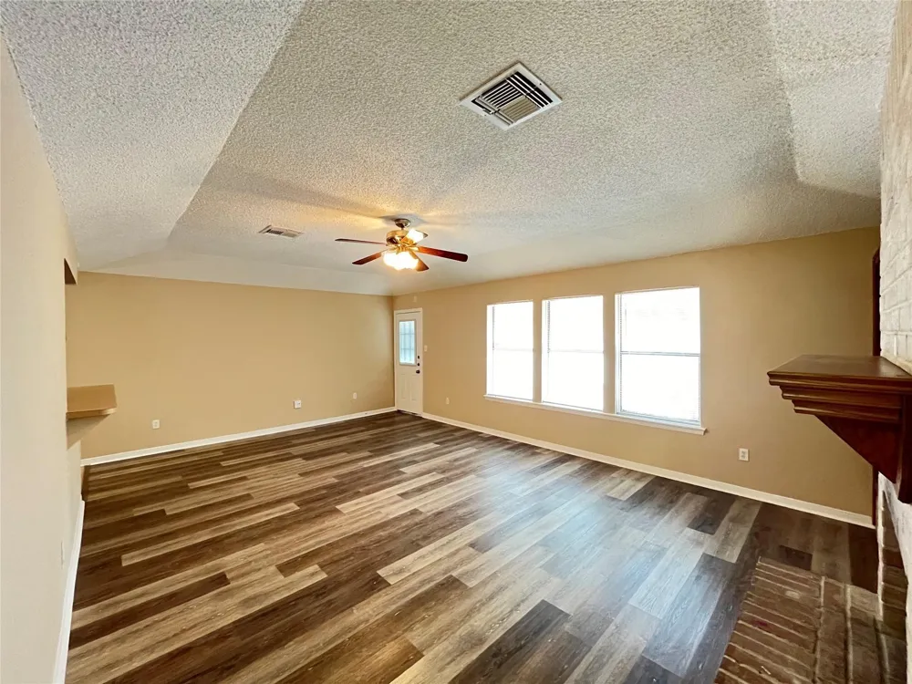 6902 Feather Creek Drive Houston, TX 77086