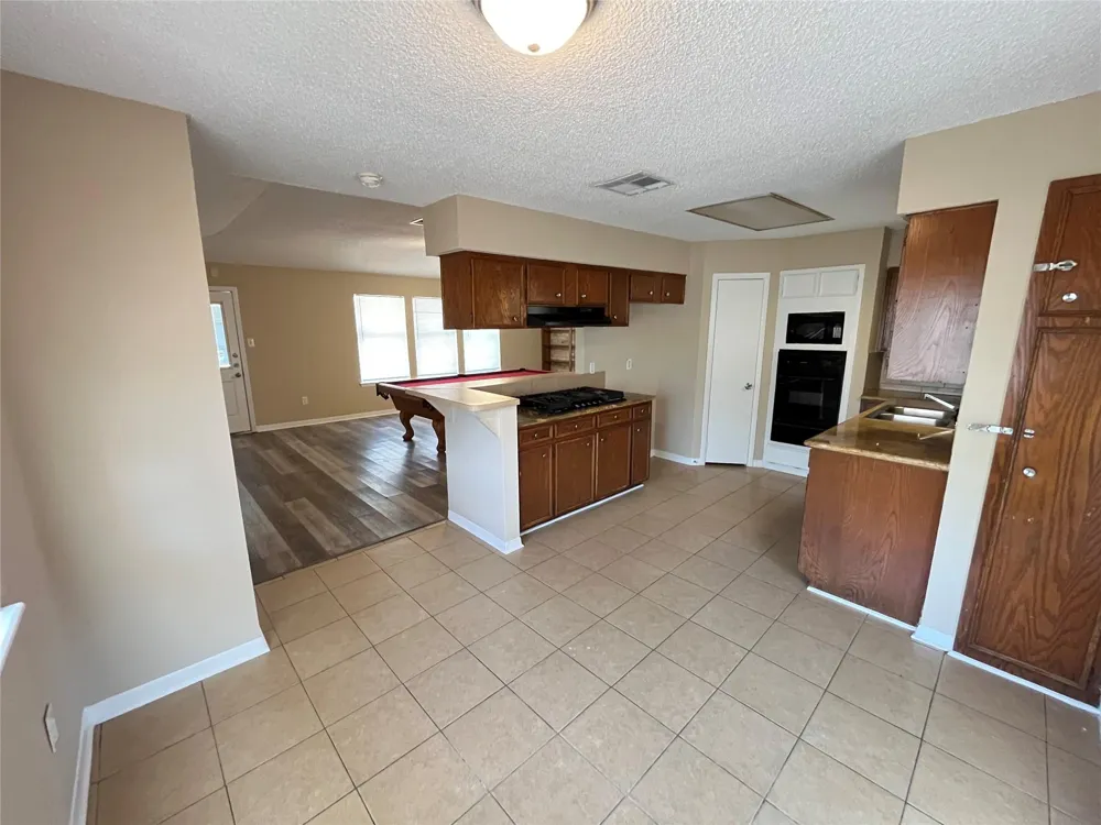 6902 Feather Creek Drive Houston, TX 77086