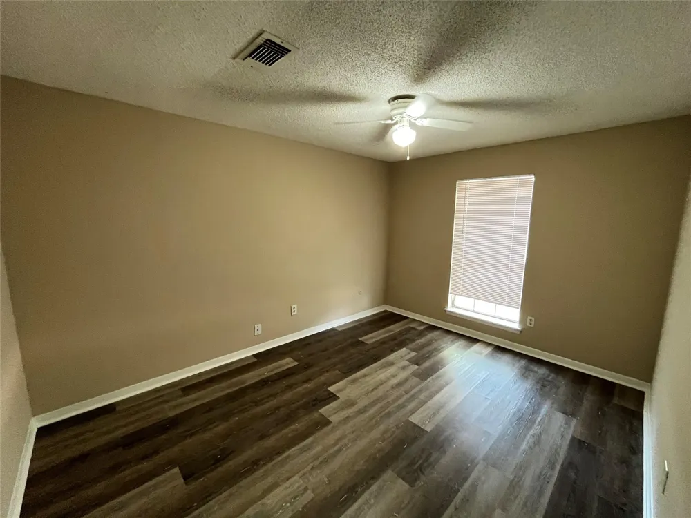 6902 Feather Creek Drive Houston, TX 77086
