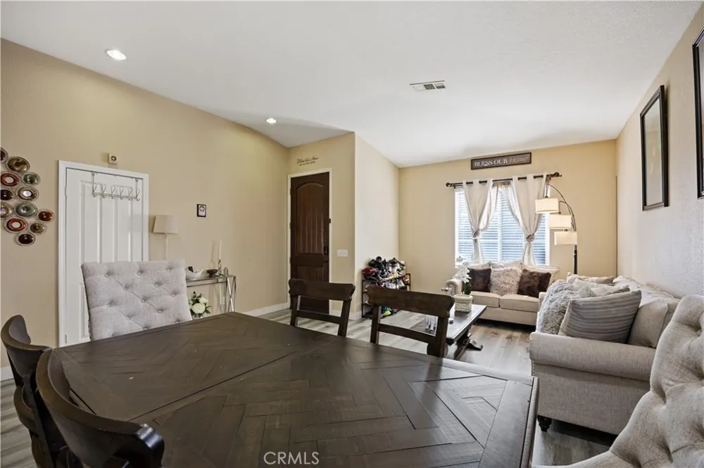 44340 Acacia Lancaster, CA 93535
