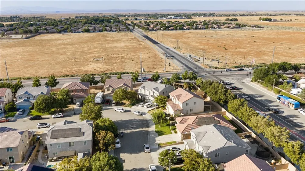 44340 Acacia Lancaster, CA 93535