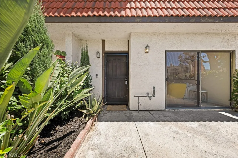 27640 Nugget Drive #3 Canyon Country, CA 91387