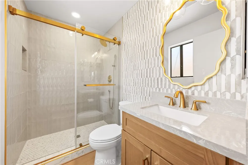 27640 Nugget Drive #3 Canyon Country, CA 91387