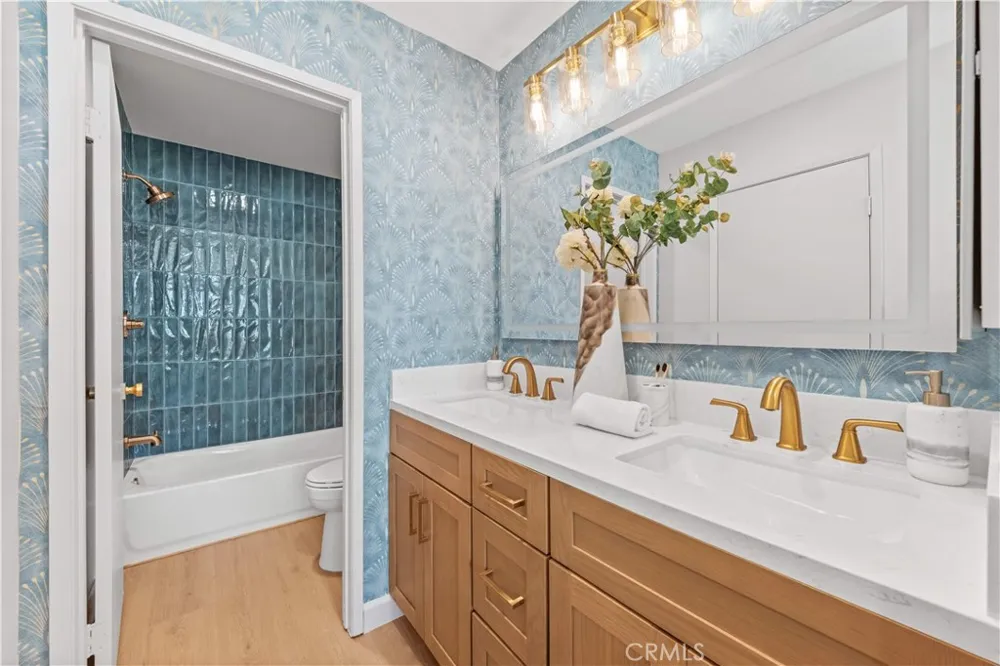 27640 Nugget Drive #3 Canyon Country, CA 91387